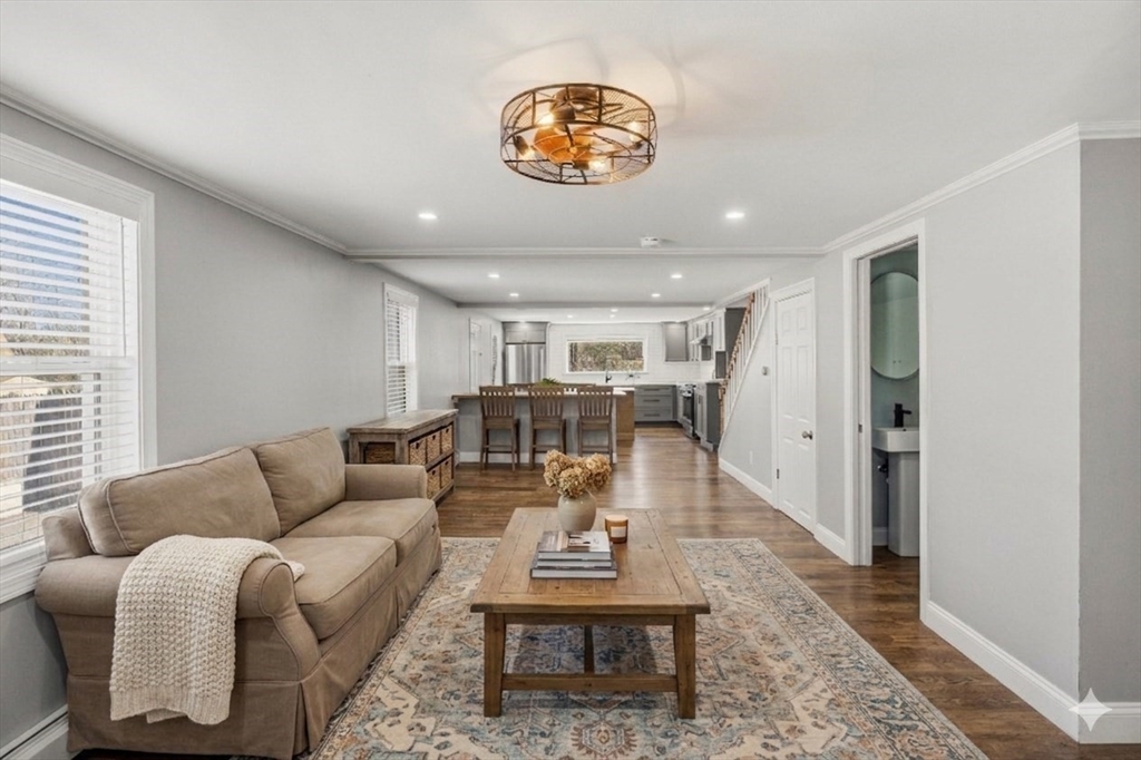 32 Harkaway Road, Unit 32 North Andover, MA 01845 - Photo 3 of 22 Gallery Image 3