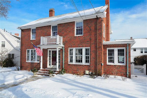 17 Edgehill Road Arlington, MA 02474 - Photo 2 of 22
