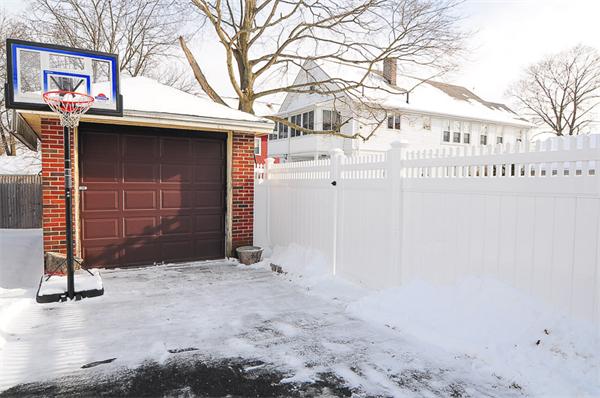 17 Edgehill Road Arlington, MA 02474 - Photo 21 of 22