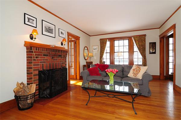 17 Edgehill Road Arlington, MA 02474 - Photo 3 of 22