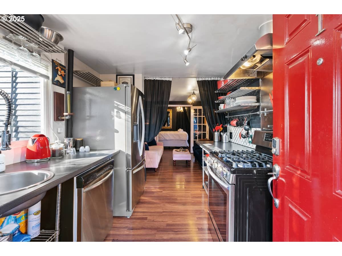 610 West Fourth Plain Boulevard, Unit A Vancouver, WA 98660 - Photo 10 of 40