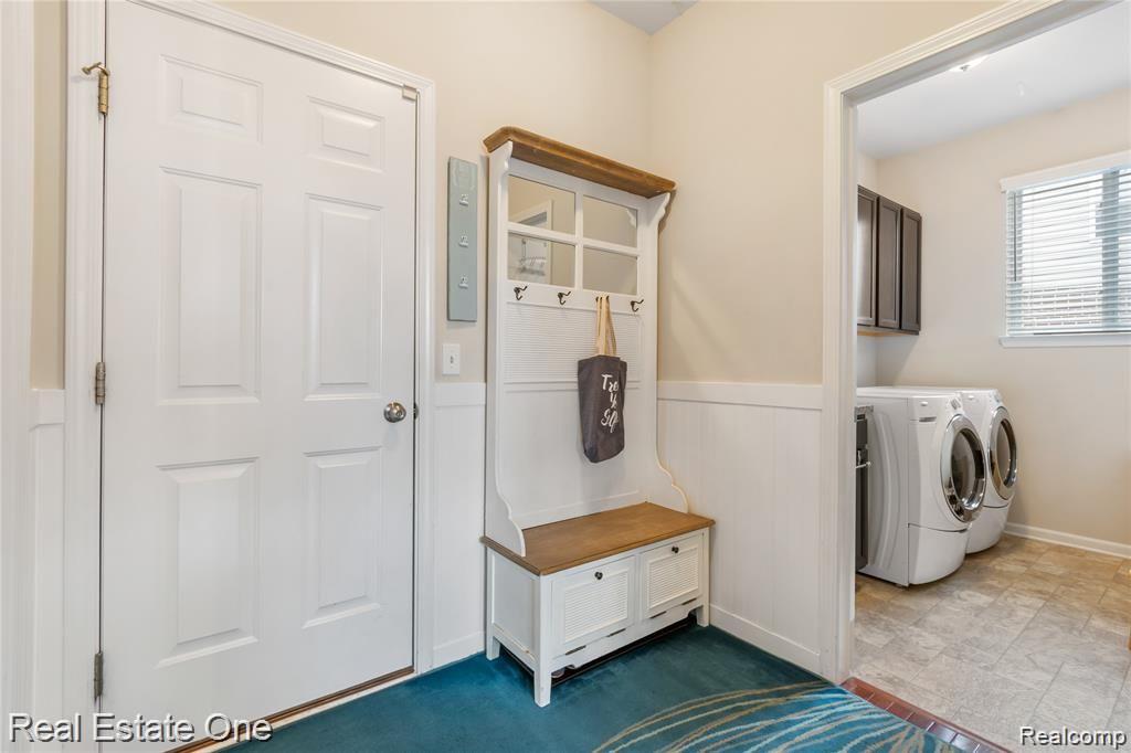 3763 Hogan Circle Rochester Hills, MI 48307 - Photo 12 of 38