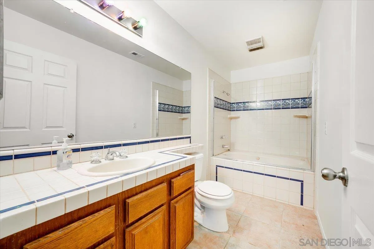 1925 Rock Springs Road San Marcos, CA 92069 - Photo 14 of 40 Gallery Image 14