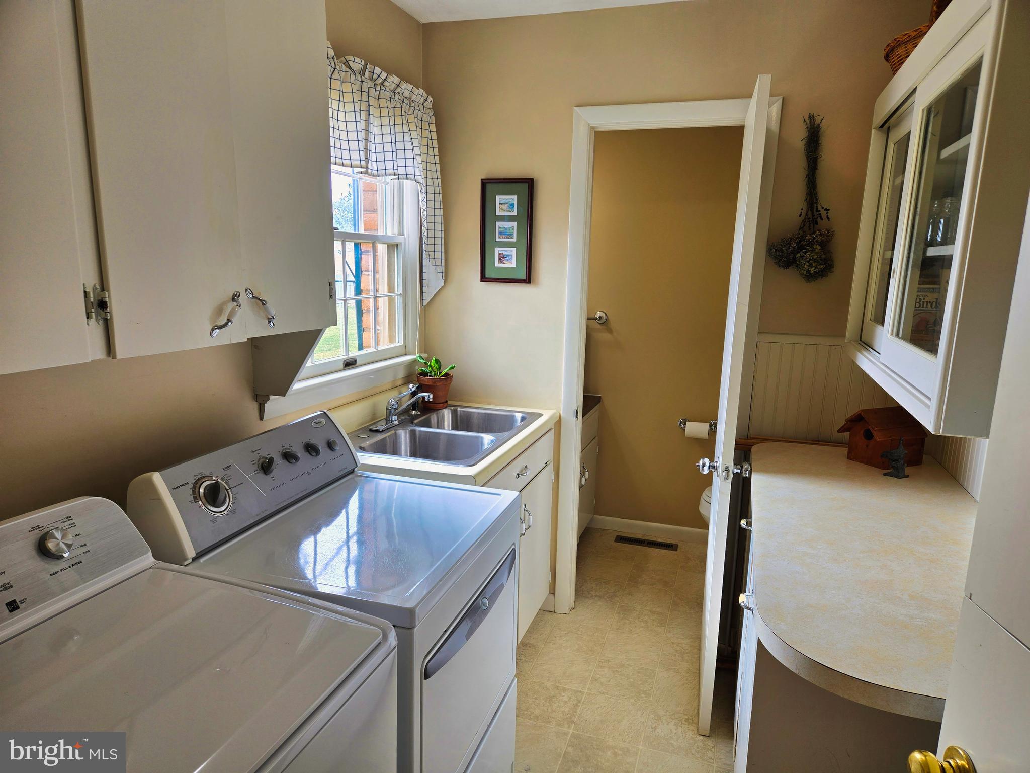 174 Rorrer Circle Harrisonburg, VA 22801 - Photo 20 of 52 Laundry w/Half Bath & Pantry