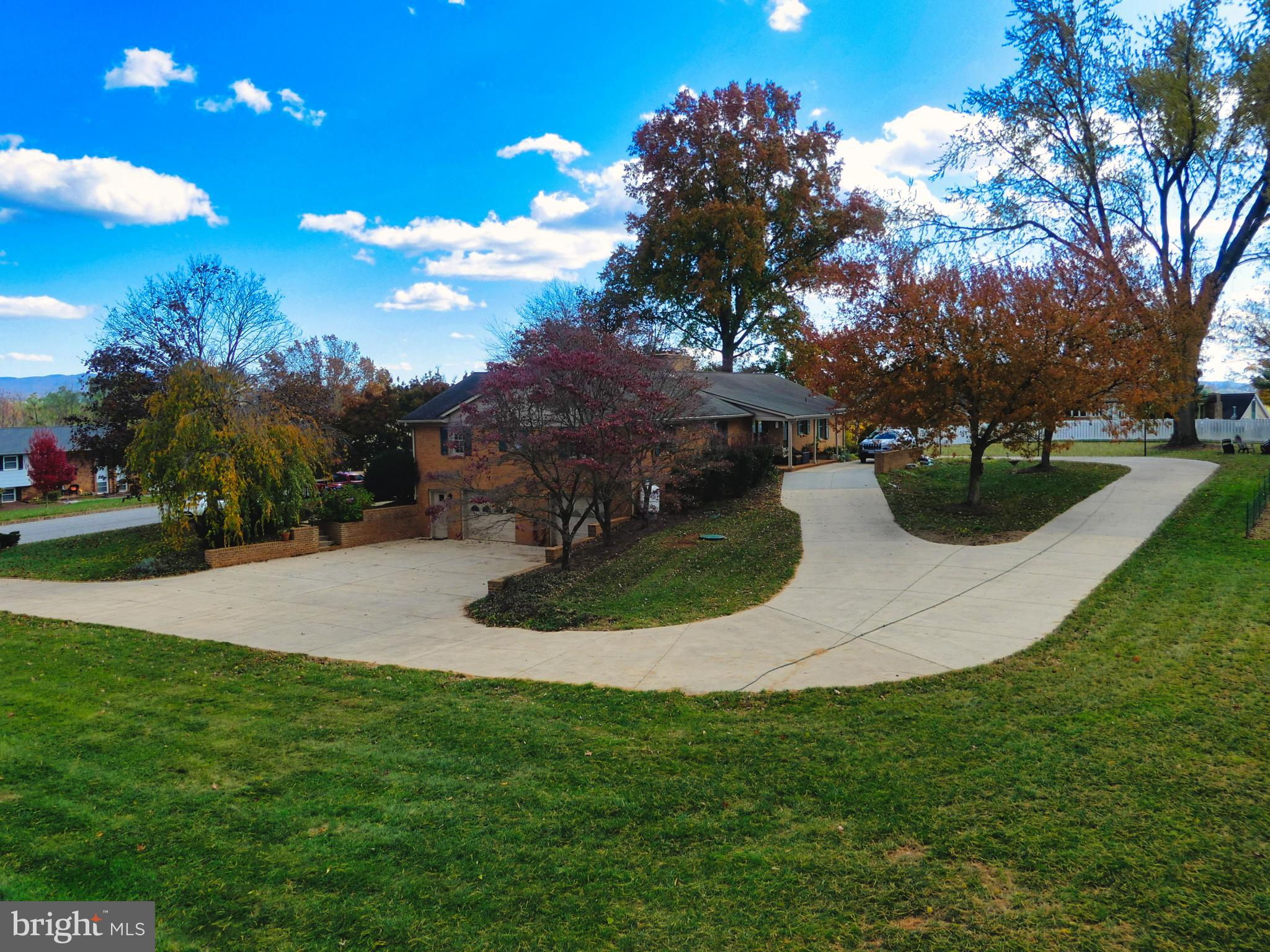 174 Rorrer Circle Harrisonburg, VA 22801 - Photo 4 of 52 a view of a garden