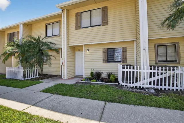 $159,999 | 4415 Dylan Loop, Unit 179, Land O' Lakes, FL 34639