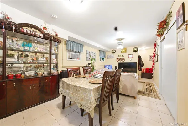 $875,000 | 326 Underhill Avenue | Harding Park