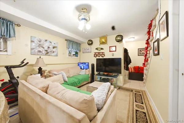 $875,000 | 326 Underhill Avenue | Harding Park