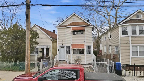 $875,000 | 326 Underhill Avenue | Harding Park