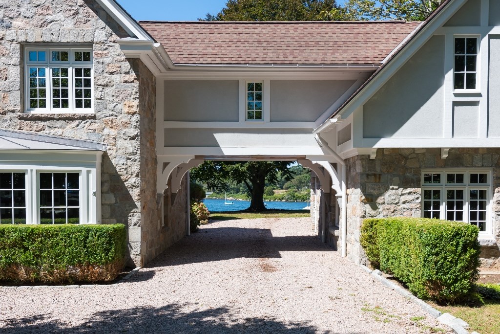 93 Donizetti Road Westerly, RI 02891 - Photo 3 of 30