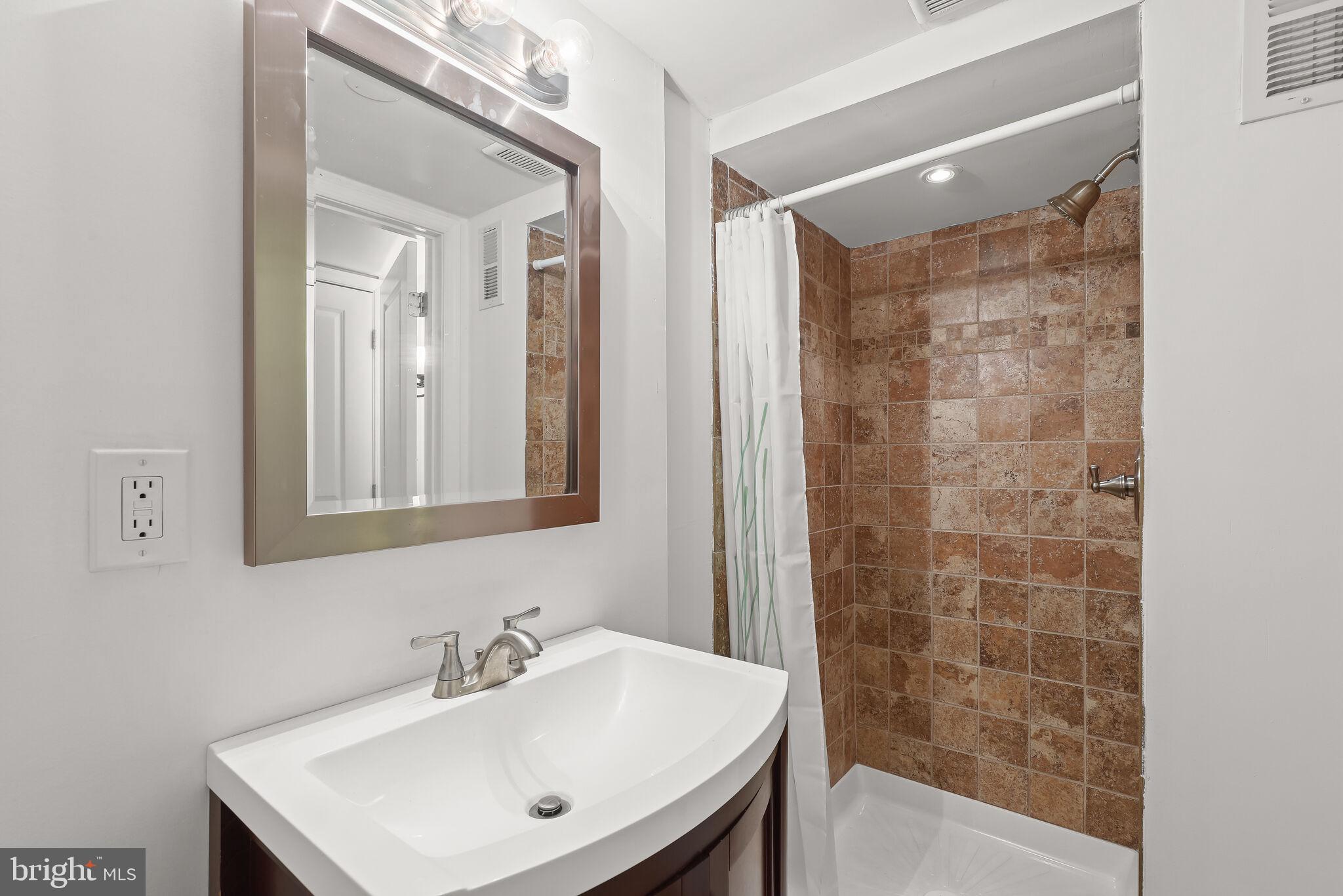 2812 Moorgate Road Dundalk, MD 21222 - Photo 37 of 63 Lower Level Bath