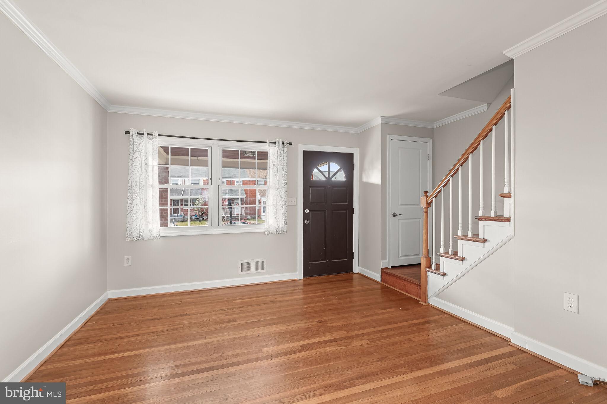2812 Moorgate Road Dundalk, MD 21222 - Photo 5 of 63 Living Room