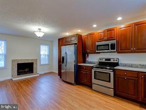 503 Magnolia Court Evesham, NJ 08053 - Photo 4 of 20