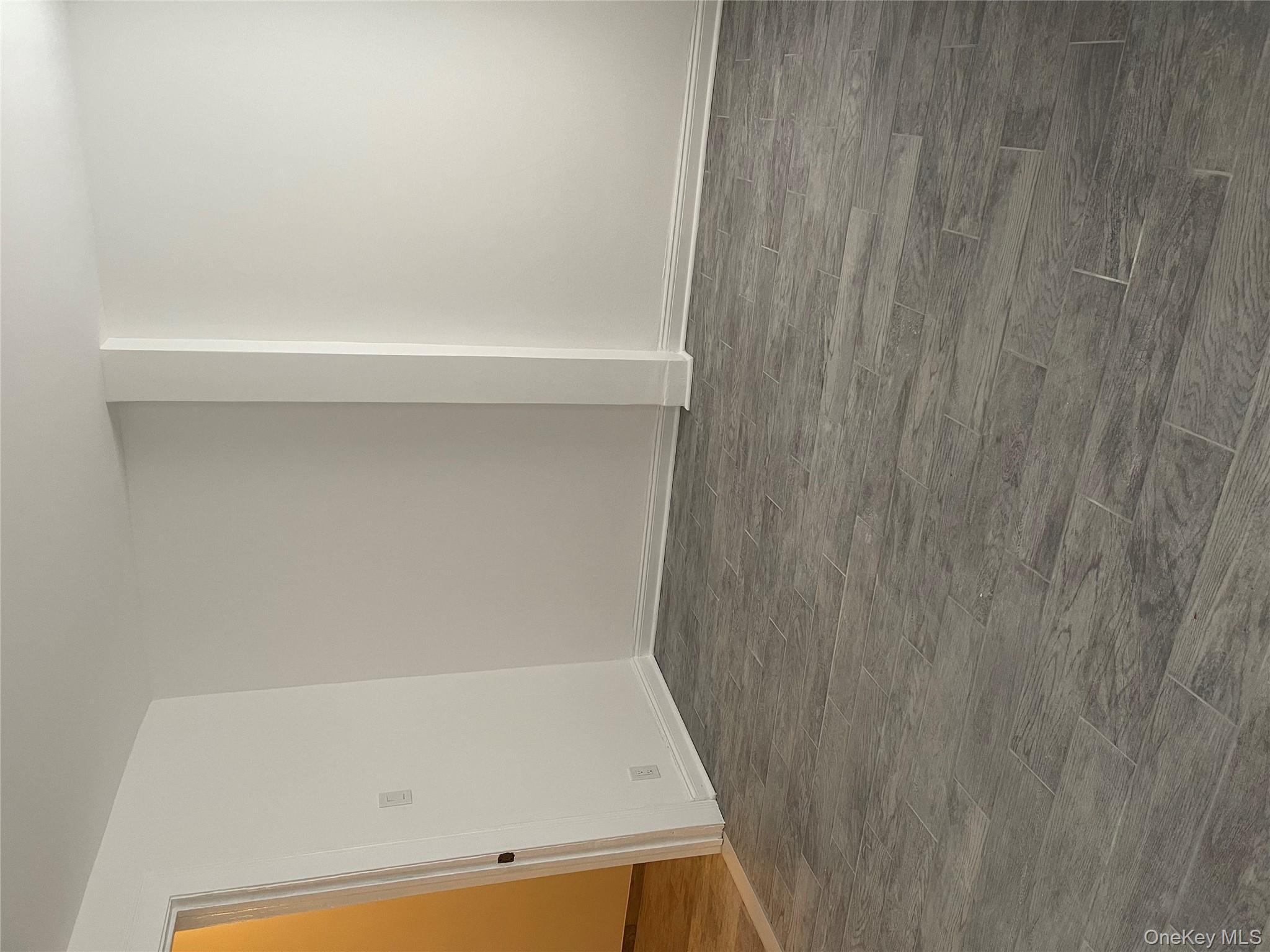 5783 Mosholu Avenue Bronx, NY 10471 - Photo 16 of 17 a view of an empty room