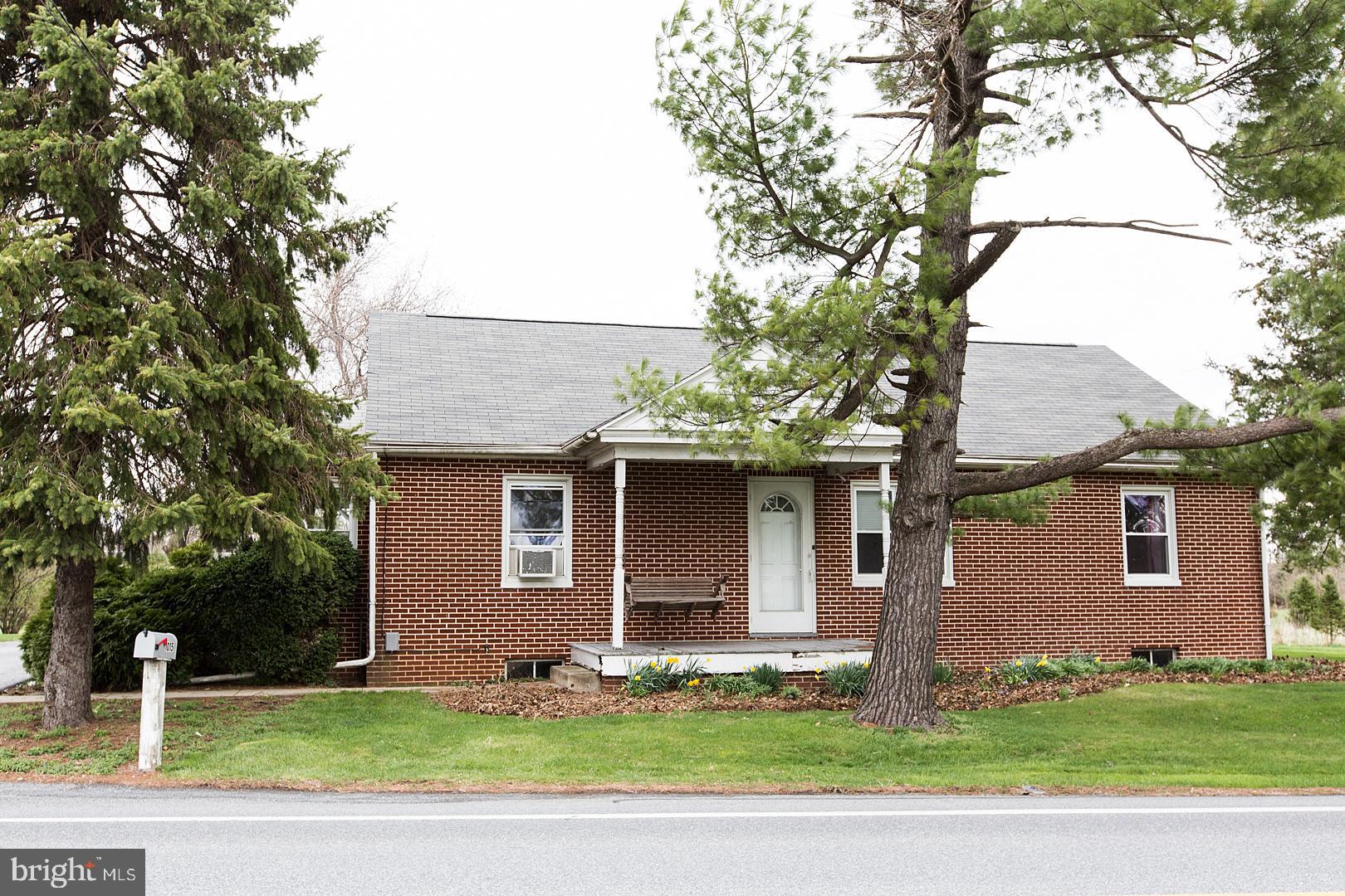 1015 Graystone Road Manheim, PA 17545 - Photo 3 of 42
