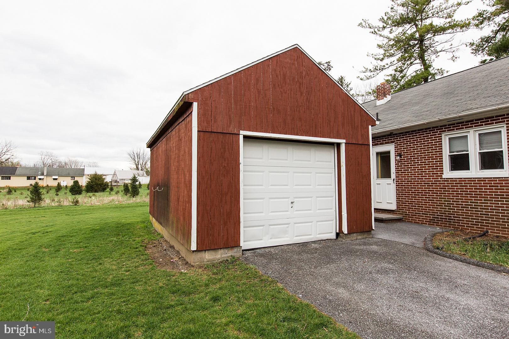 1015 Graystone Road Manheim, PA 17545 - Photo 34 of 42