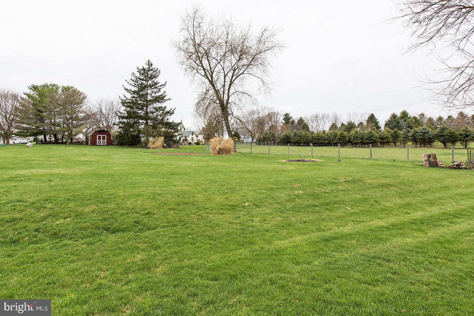 1015 Graystone Road Manheim, PA 17545 - Photo 6 of 42