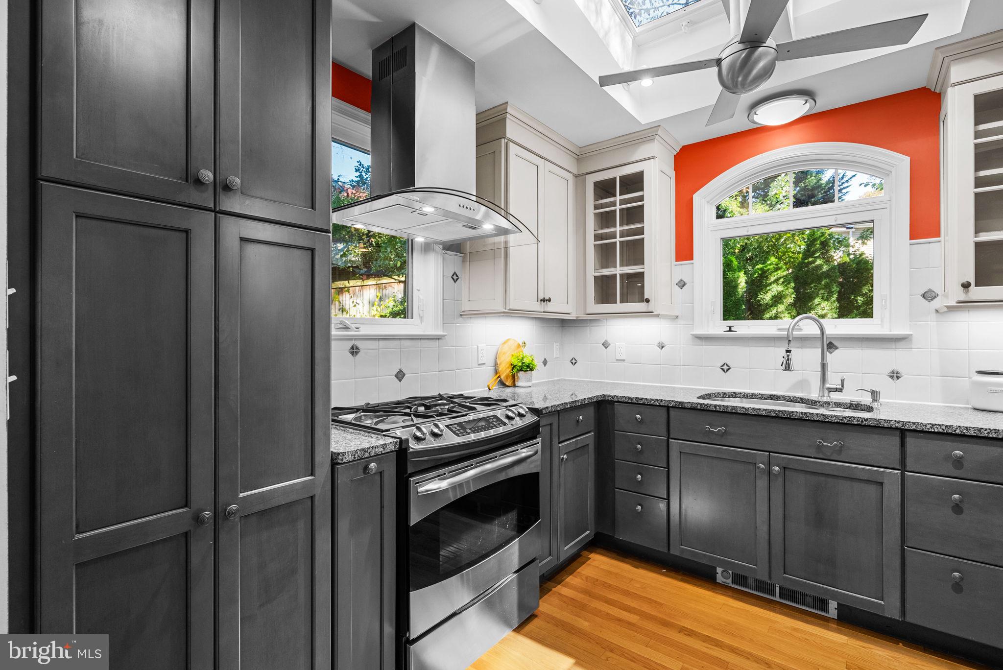 10319 Cherry Tree Lane Silver Spring, MD 20901 - Photo 13 of 47 Gallery Image 13