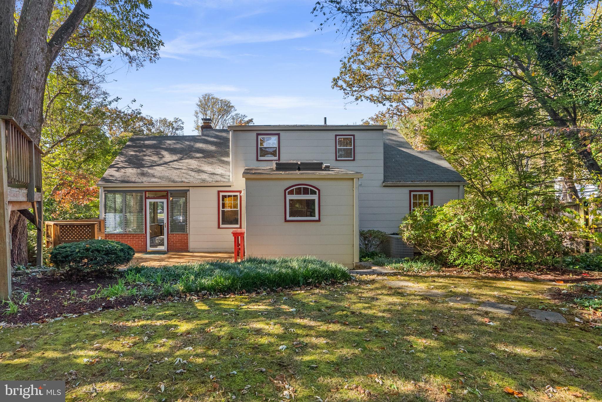 10319 Cherry Tree Lane Silver Spring, MD 20901 - Photo 40 of 47 Gallery Image 40