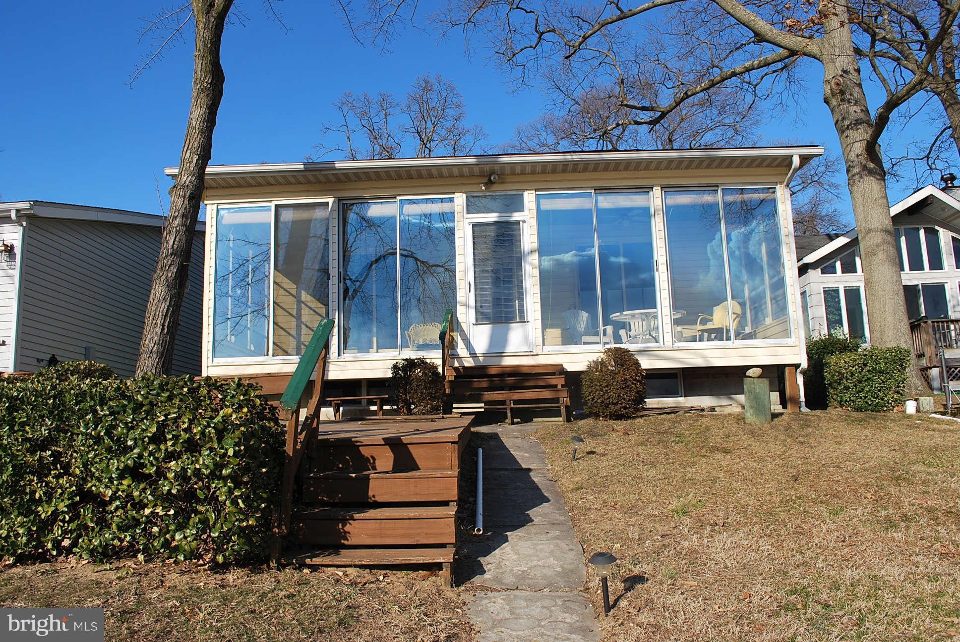 366 Riverside Drive Pasadena, MD 21122 - Photo 1 of 29 Exterior (Front)