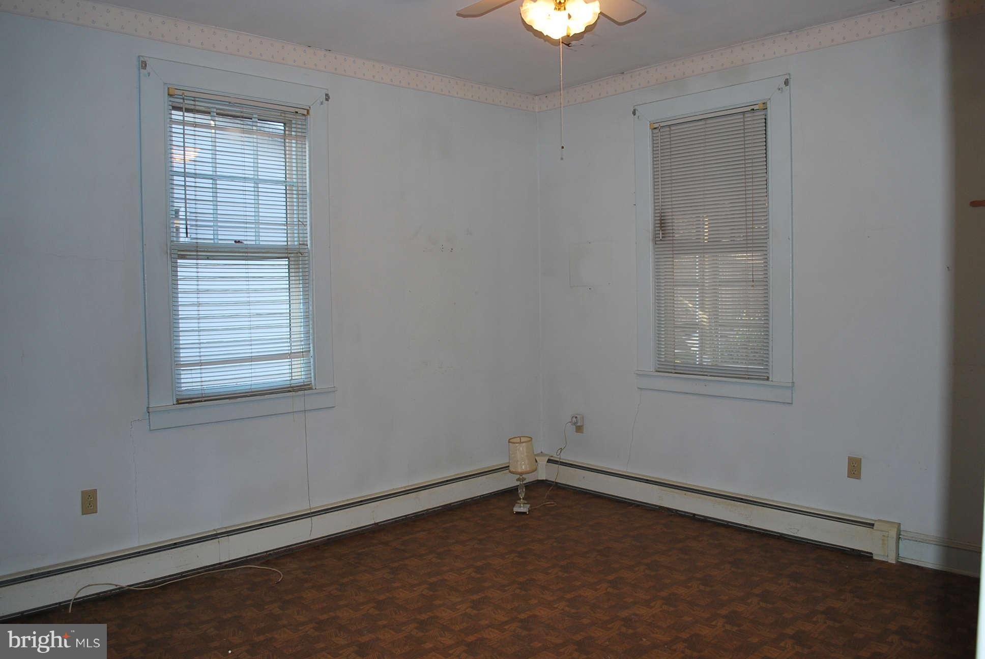 366 Riverside Drive Pasadena, MD 21122 - Photo 13 of 29 Bedroom (Master)
