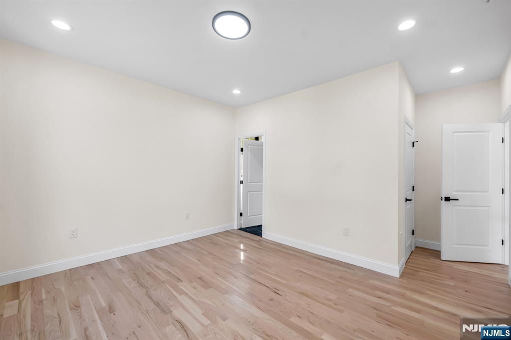193 Homestead Road Paramus, NJ 07652 - Photo 20 of 40 Gallery Image 20