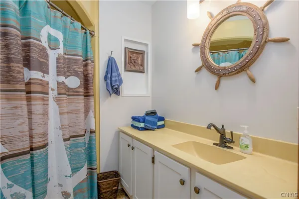 $649,900 | 14890 Hadcock Drive, Sterling, NY 13156