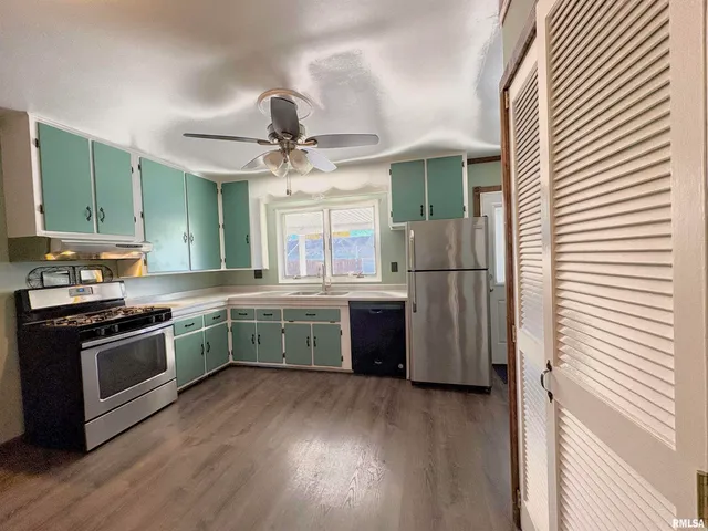 $129,900 | 865 West Superior Avenue, Jacksonville, IL 62650