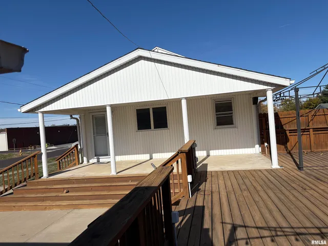 $129,900 | 865 West Superior Avenue, Jacksonville, IL 62650