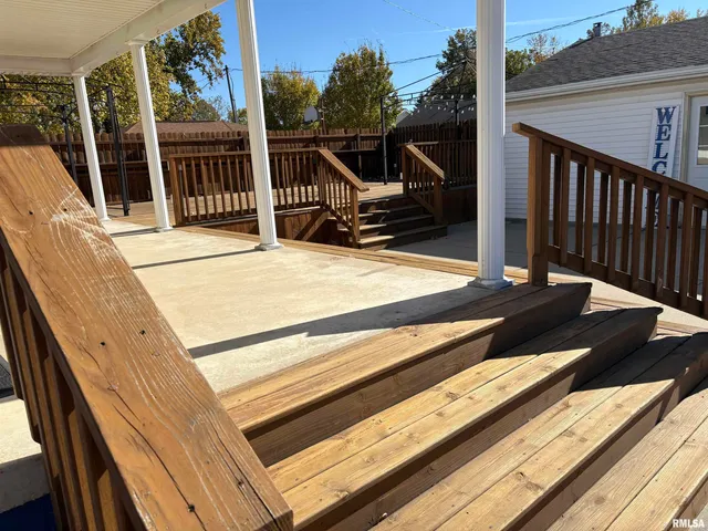 $129,900 | 865 West Superior Avenue, Jacksonville, IL 62650