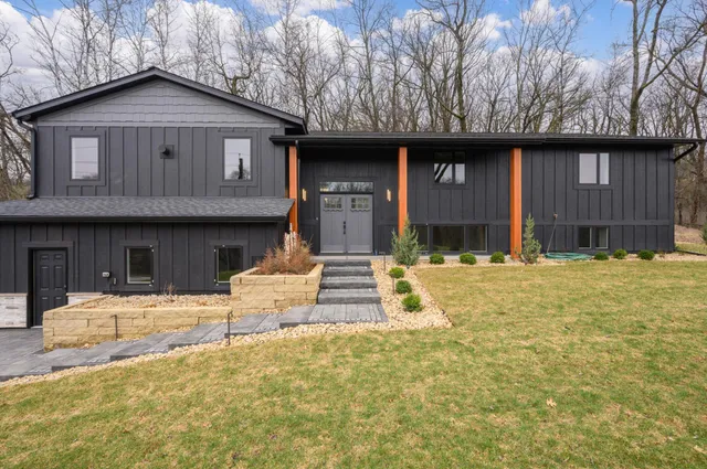 $920,000 | 1810 Mayowood Road Southwest, Rochester, MN 55902