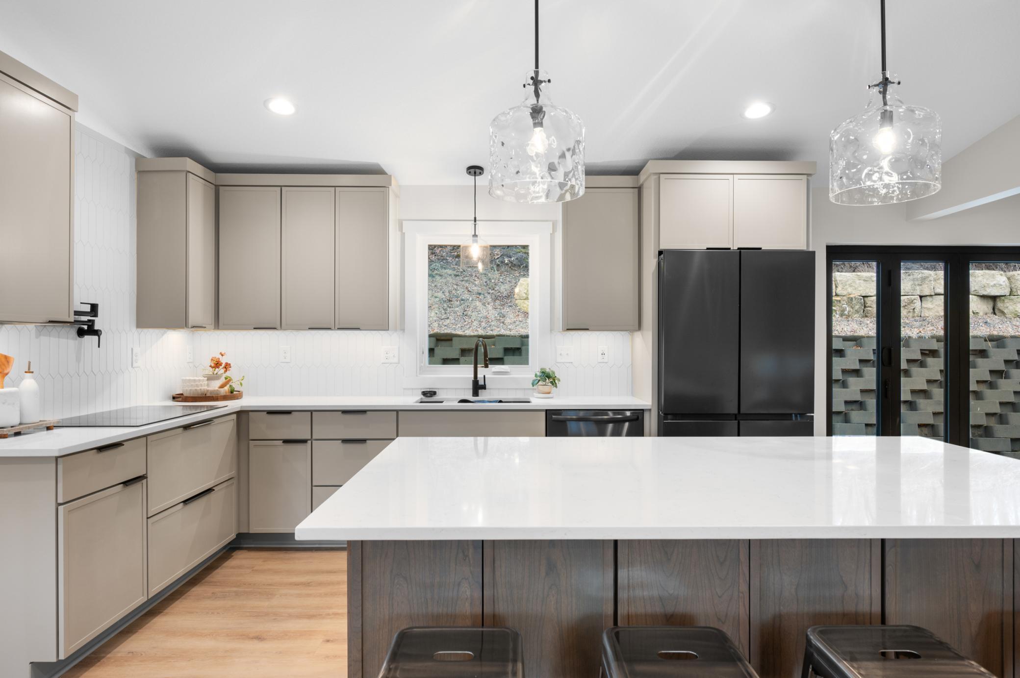 1810 Mayowood Road Southwest Rochester, MN 55902 - Photo 11 of 52