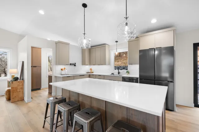 $920,000 | 1810 Mayowood Road Southwest, Rochester, MN 55902