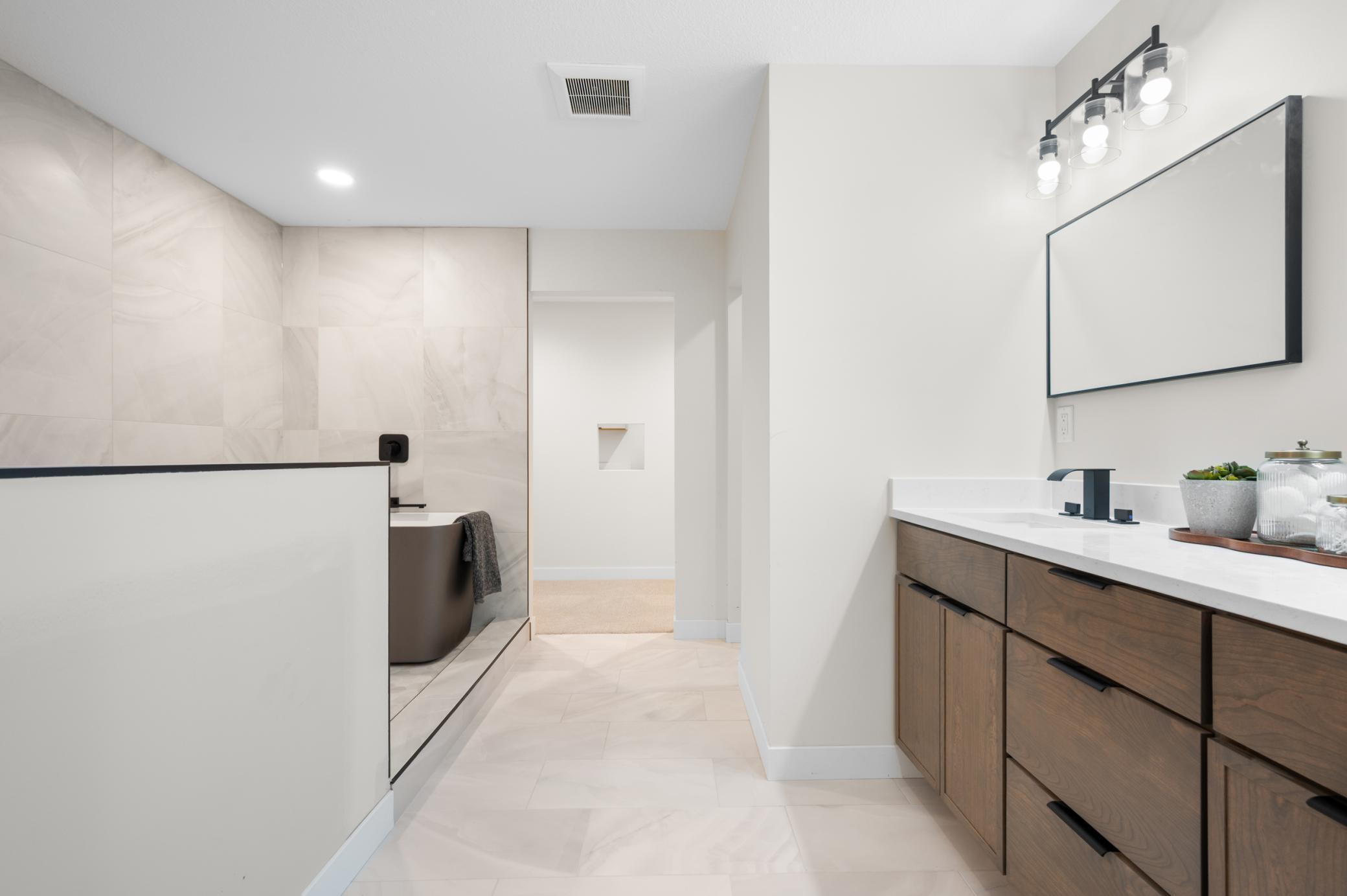 1810 Mayowood Road Southwest Rochester, MN 55902 - Photo 17 of 52