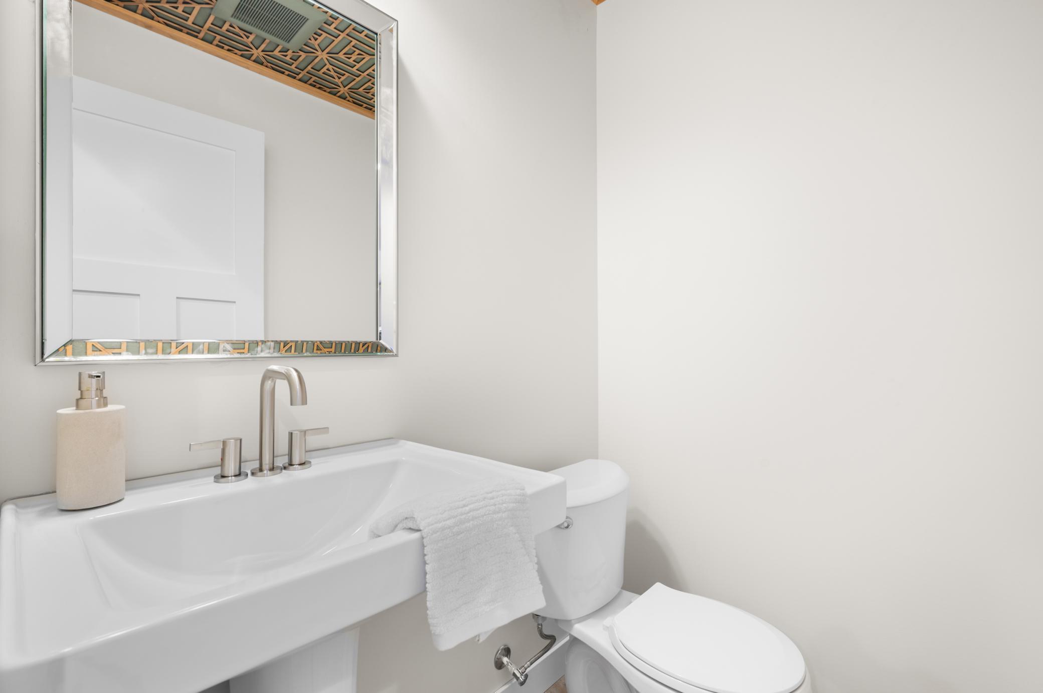 1810 Mayowood Road Southwest Rochester, MN 55902 - Photo 26 of 52