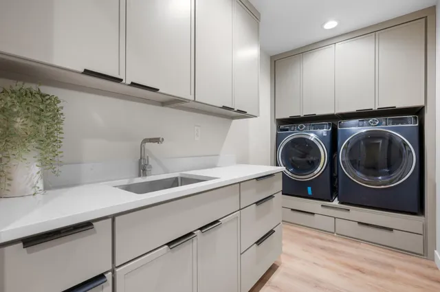 $920,000 | 1810 Mayowood Road Southwest, Rochester, MN 55902