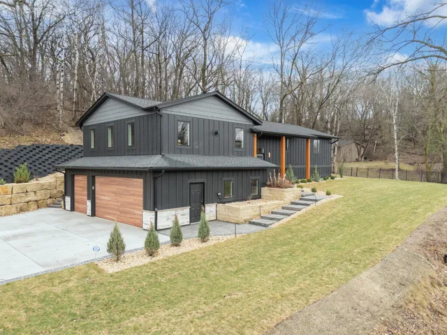 $920,000 | 1810 Mayowood Road Southwest, Rochester, MN 55902