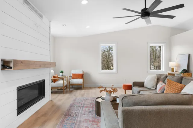 $920,000 | 1810 Mayowood Road Southwest, Rochester, MN 55902