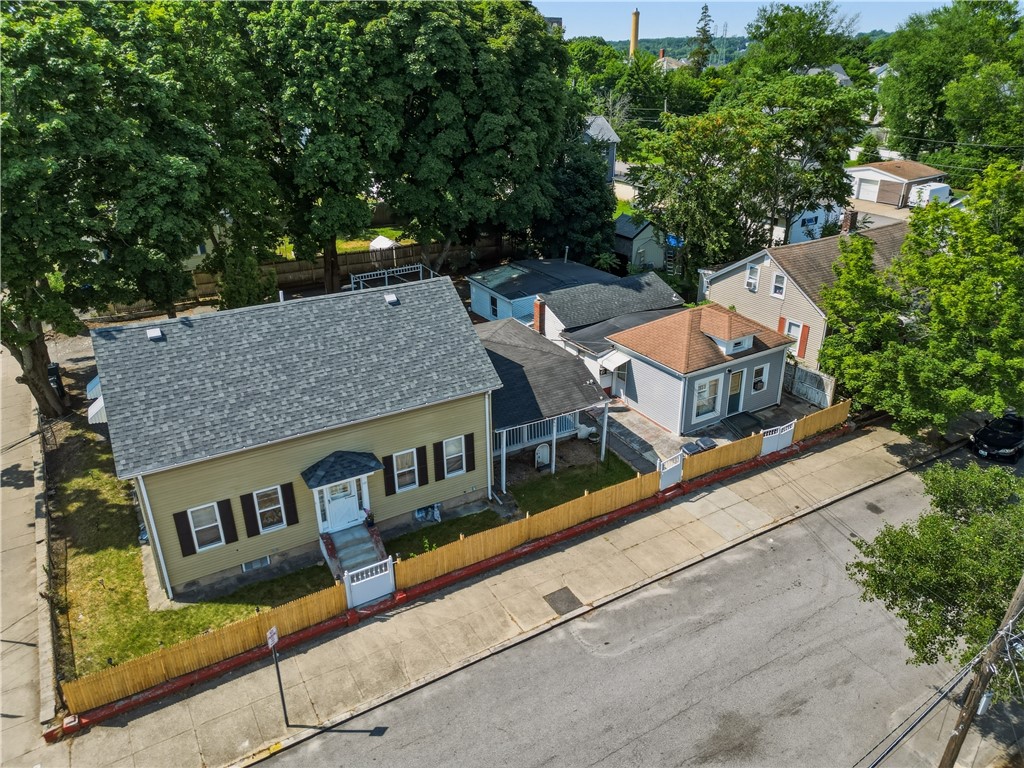 127 Meadow Street Pawtucket, RI 02860 - Photo 5 of 37