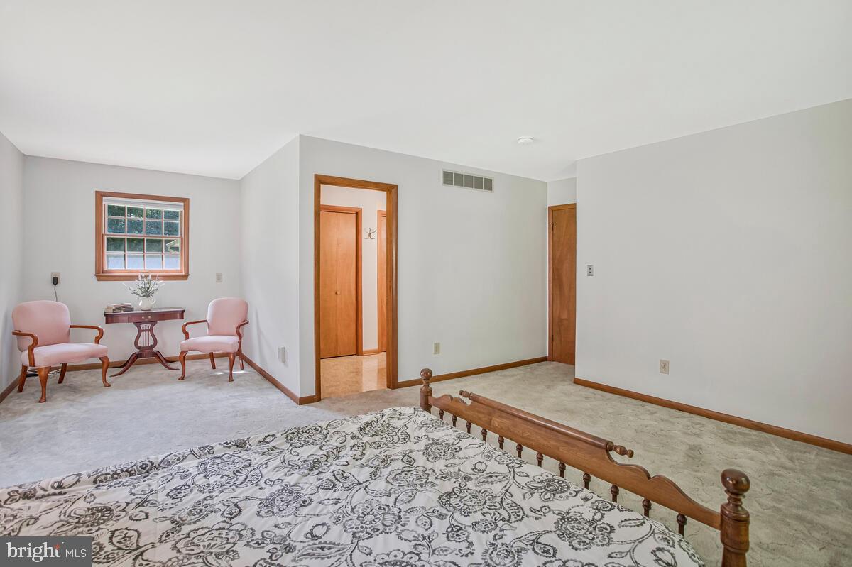 626 Fairmount Road Linthicum Heights, MD 21090 - Photo 33 of 58 Primary Bedroom-access to large double closets