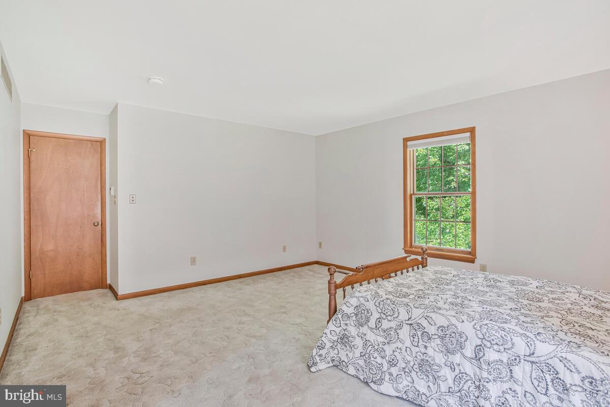 626 Fairmount Road Linthicum Heights, MD 21090 - Photo 34 of 58 a view of a room with a window