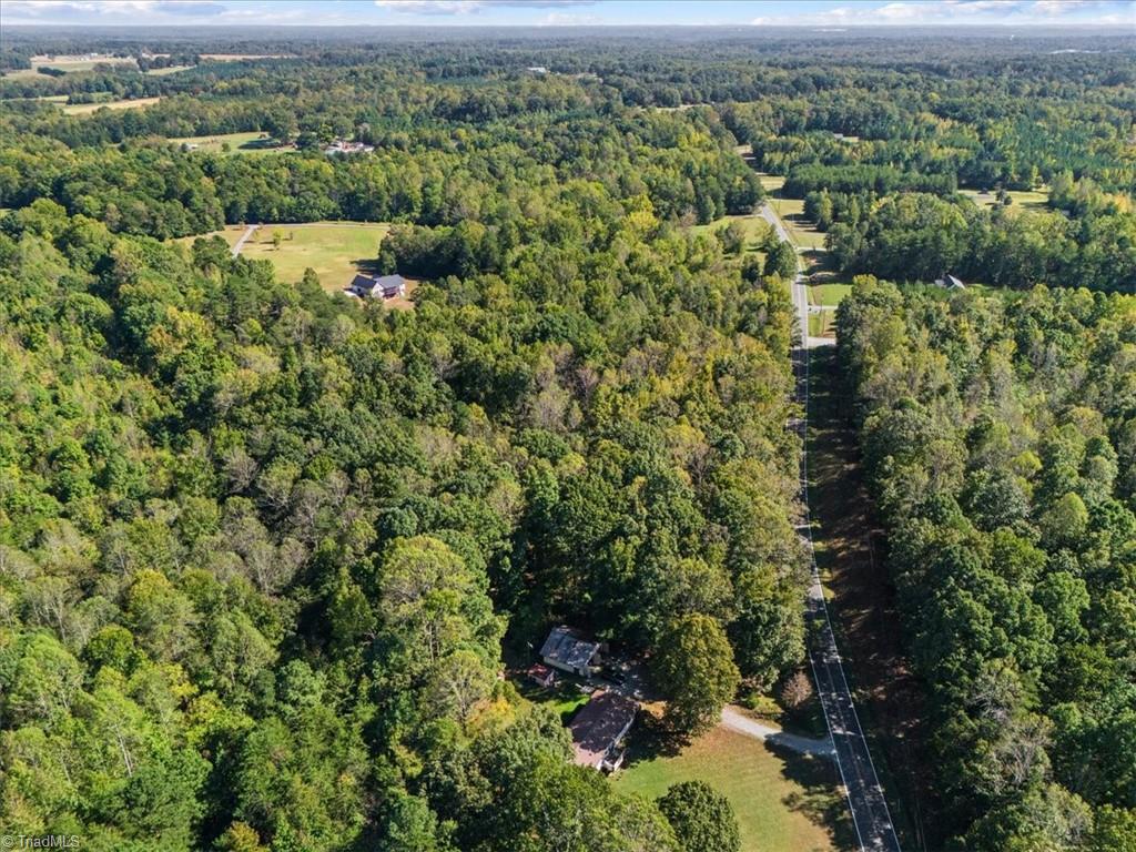 1450 McCray Road Burlington, NC 27217 - Photo 5 of 20 Gallery Image 5