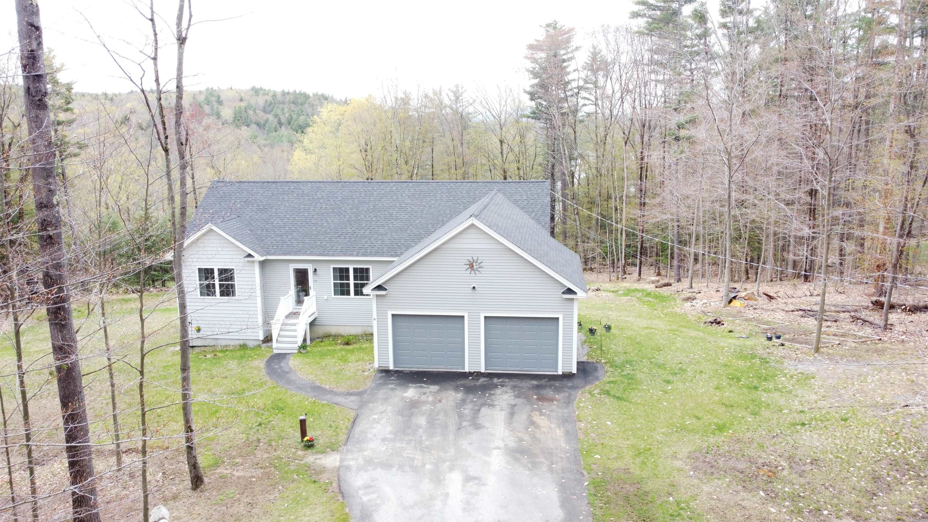 73 Winslow Road Weare, NH 03281 - Photo 2 of 25