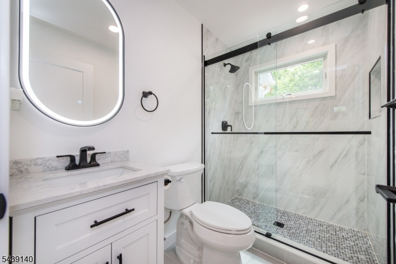 90 Ludlow Road Parsippany, NJ 07054 - Photo 16 of 31