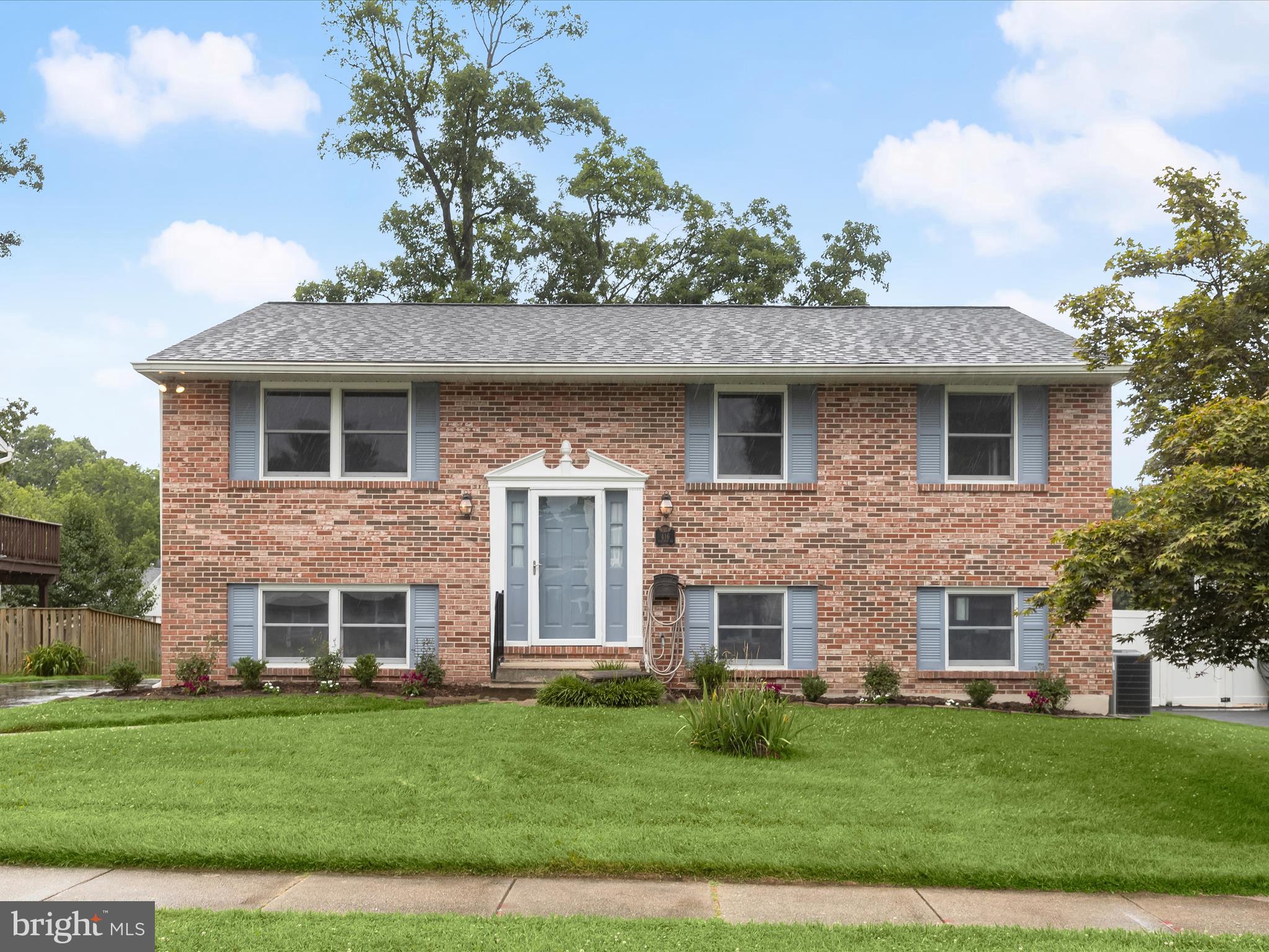 416 Rockway Road Baltimore, MD 21228 - Photo 1 of 38 Front