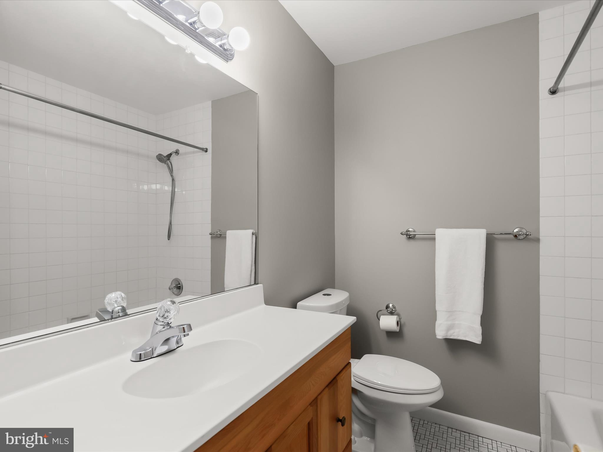 416 Rockway Road Baltimore, MD 21228 - Photo 18 of 38 Second Bathroom