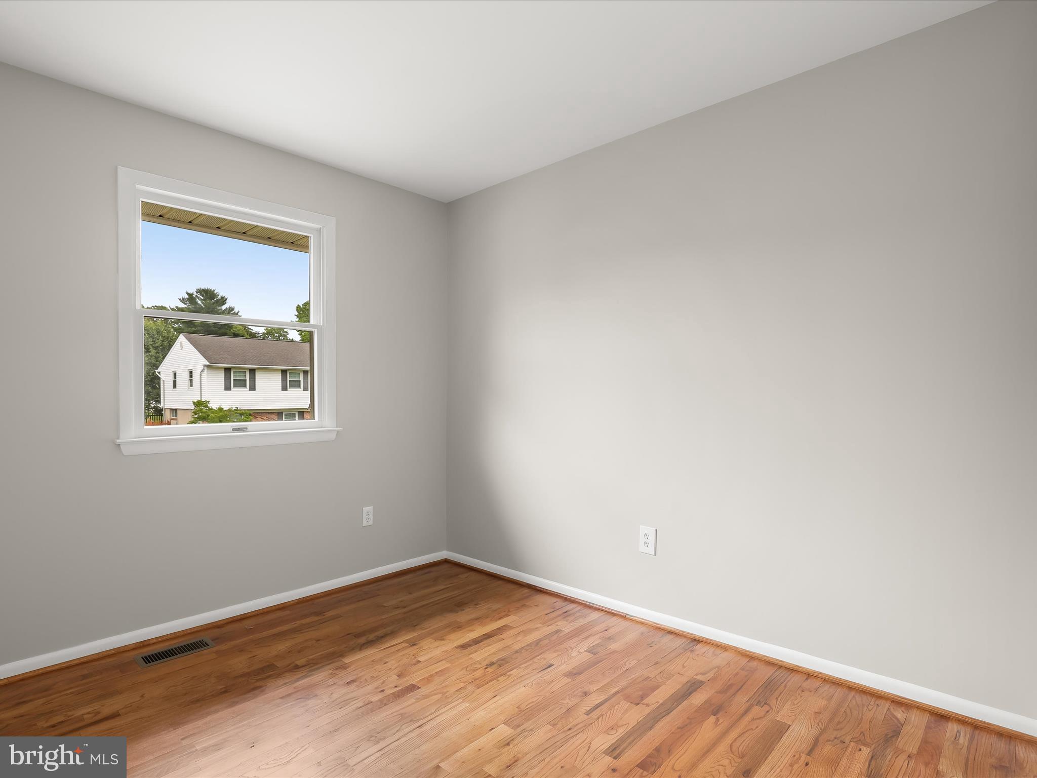 416 Rockway Road Baltimore, MD 21228 - Photo 21 of 38 Third Bedroom