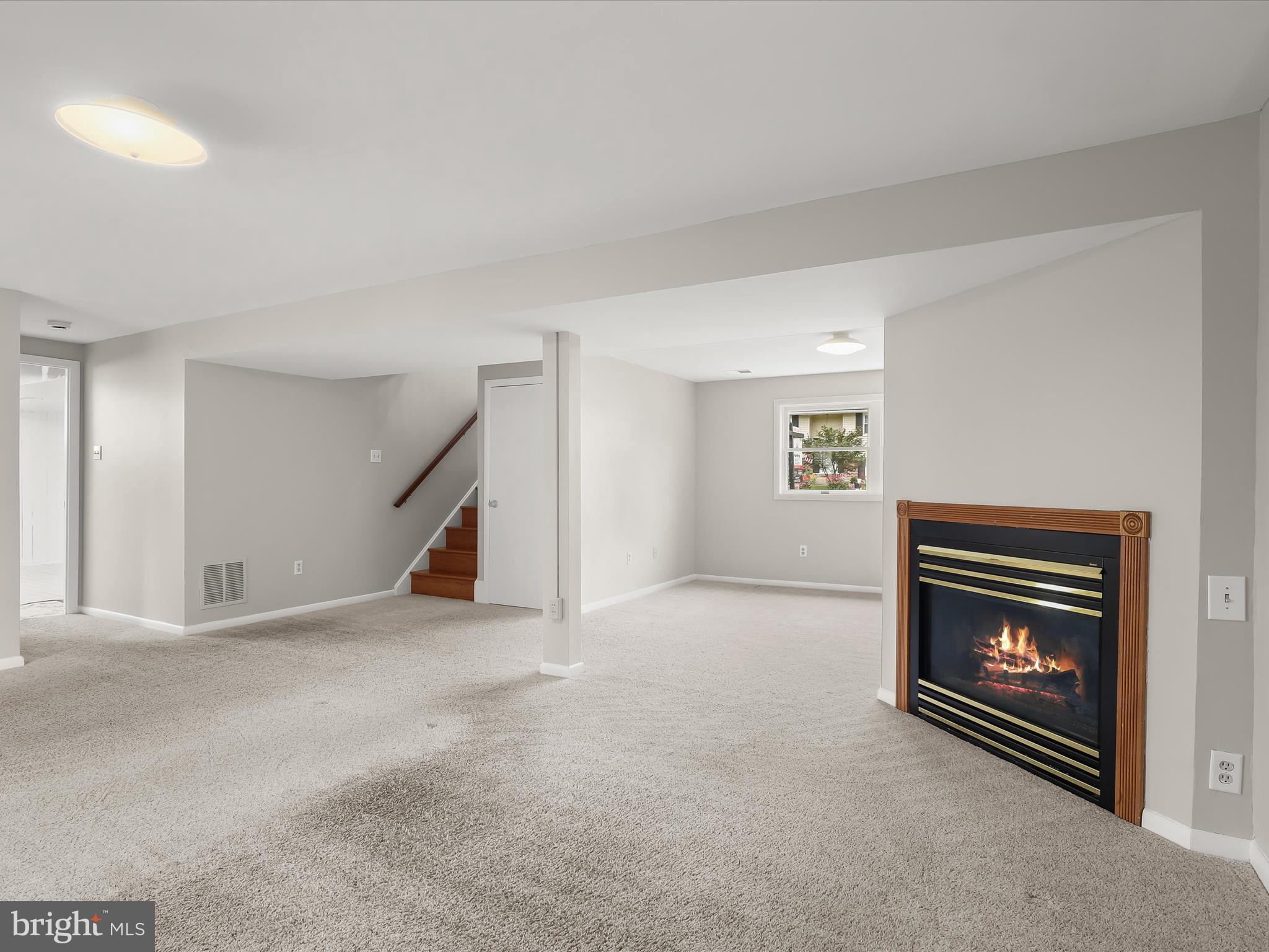416 Rockway Road Baltimore, MD 21228 - Photo 23 of 38 Family Room