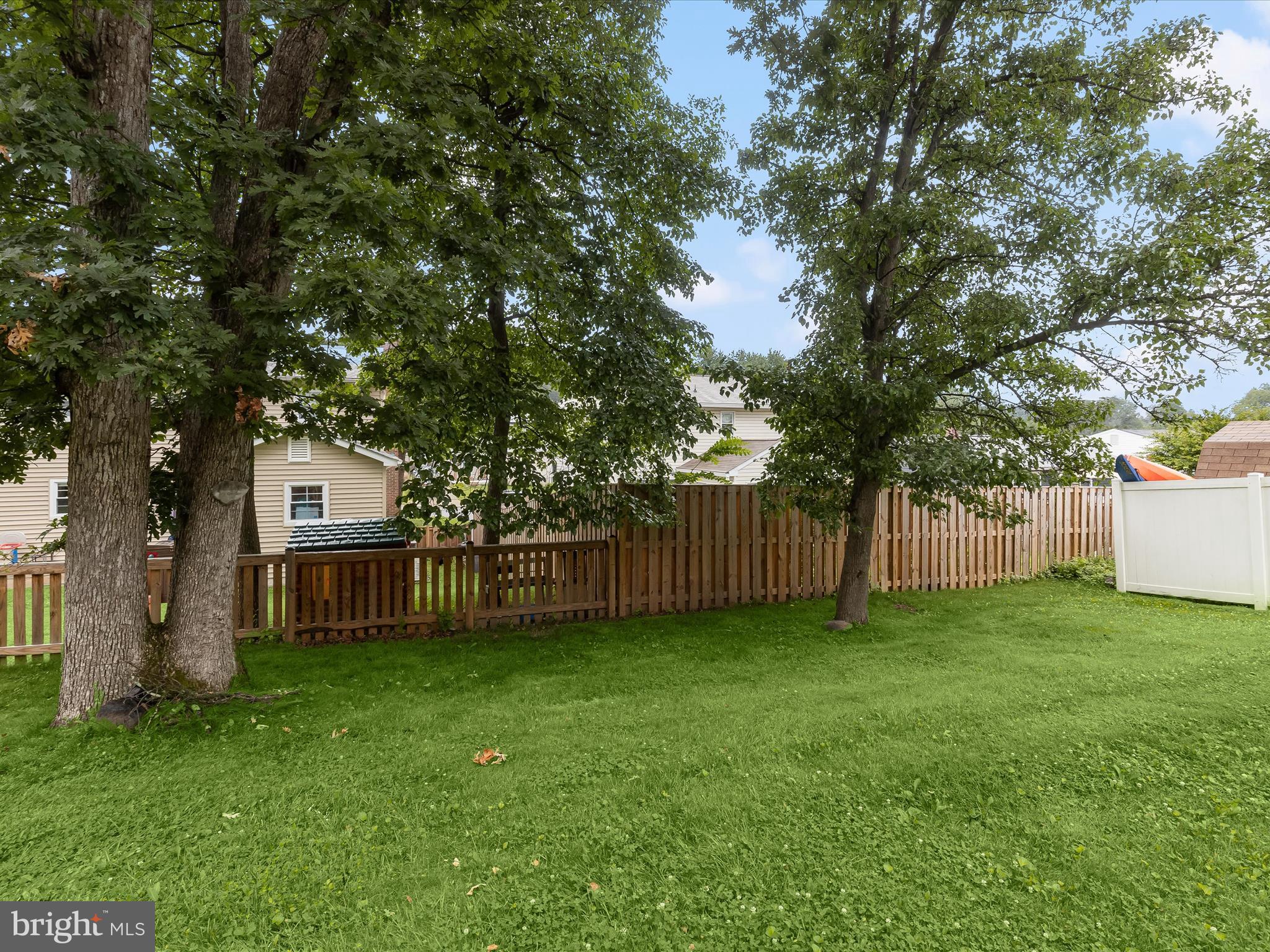 416 Rockway Road Baltimore, MD 21228 - Photo 32 of 38 Rear