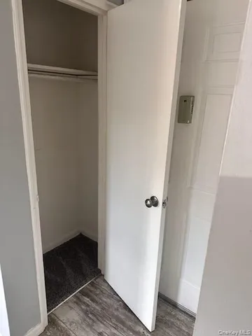 $299,000 | 141 Edmunton Drive, Unit G18, North Babylon, NY 11703